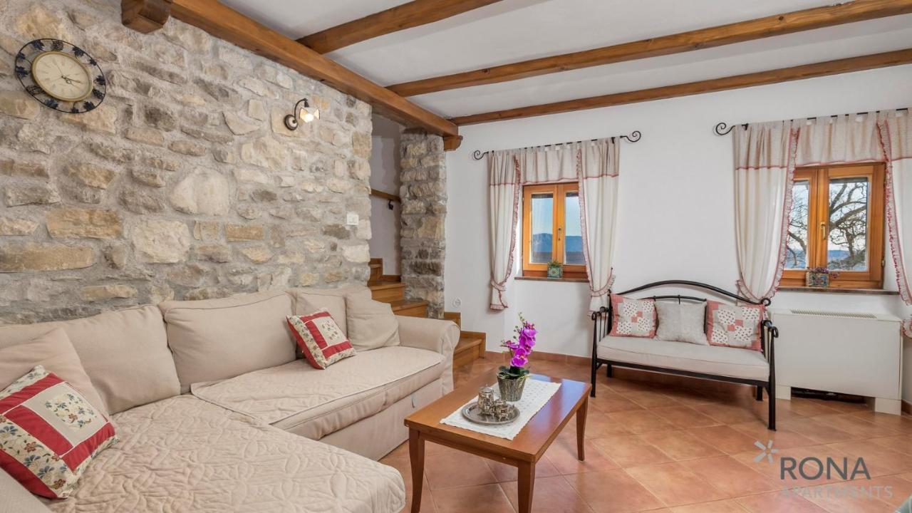 Rona Stone House Apartments Janja Boljun Eksteriør billede