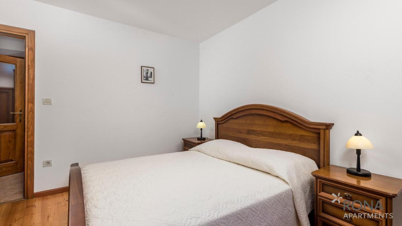 Rona Stone House Apartments Janja Boljun Eksteriør billede
