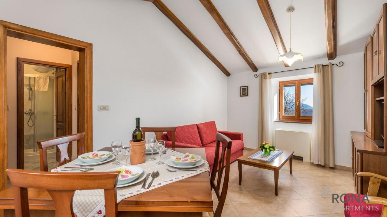 Rona Stone House Apartments Janja Boljun Eksteriør billede
